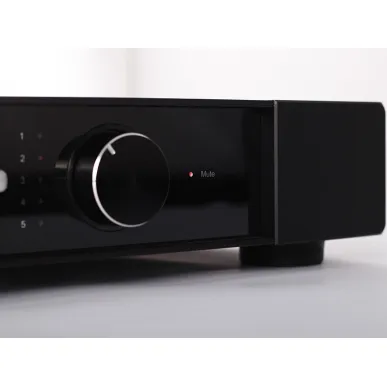 Стереоусилитель Rega Elex-R